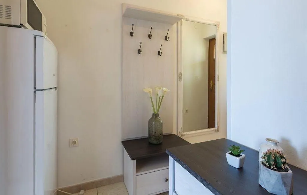 Studio Maria אומאג